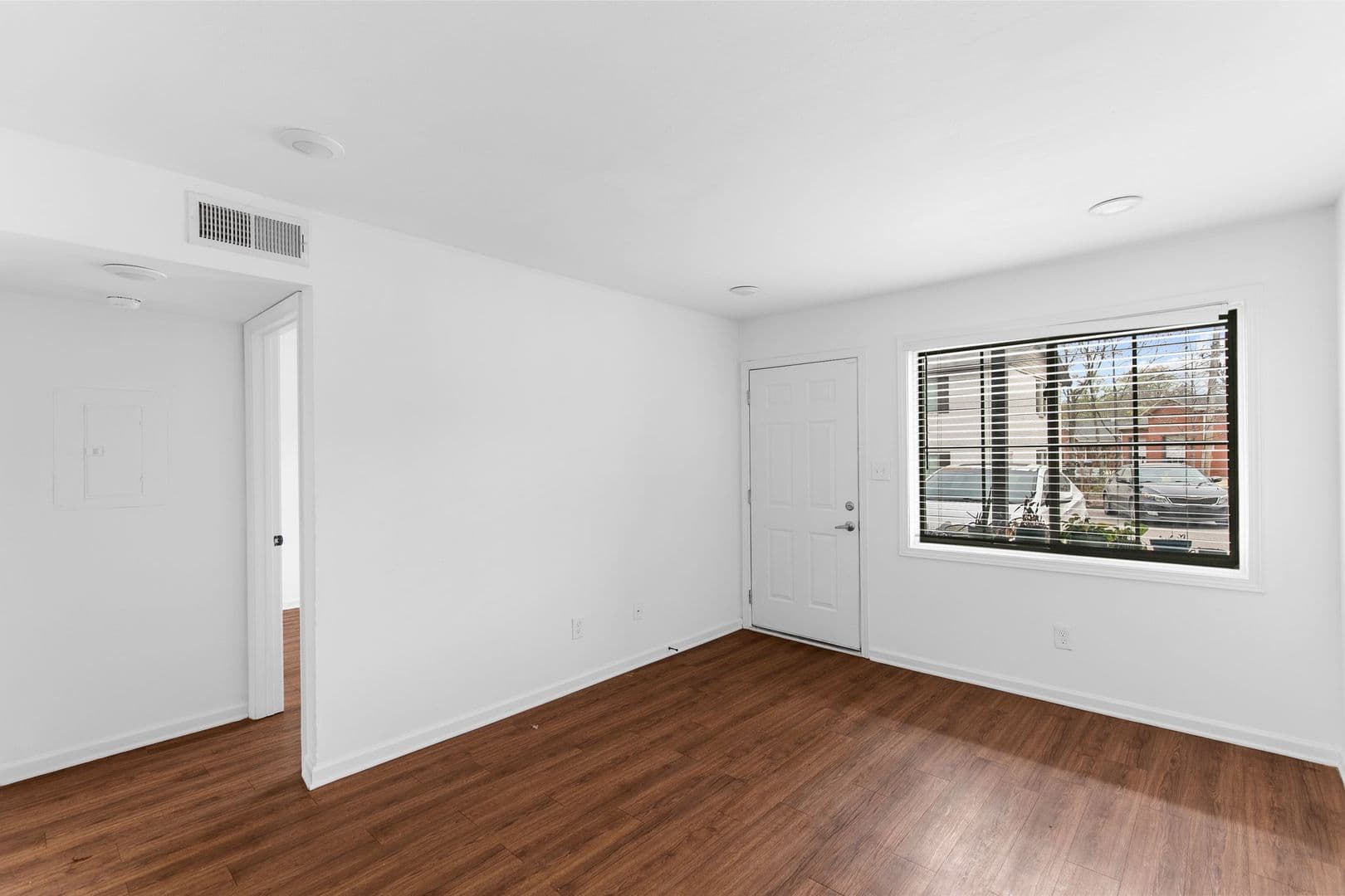 Birmingham Apartment: 4416-4420 5th Ave S