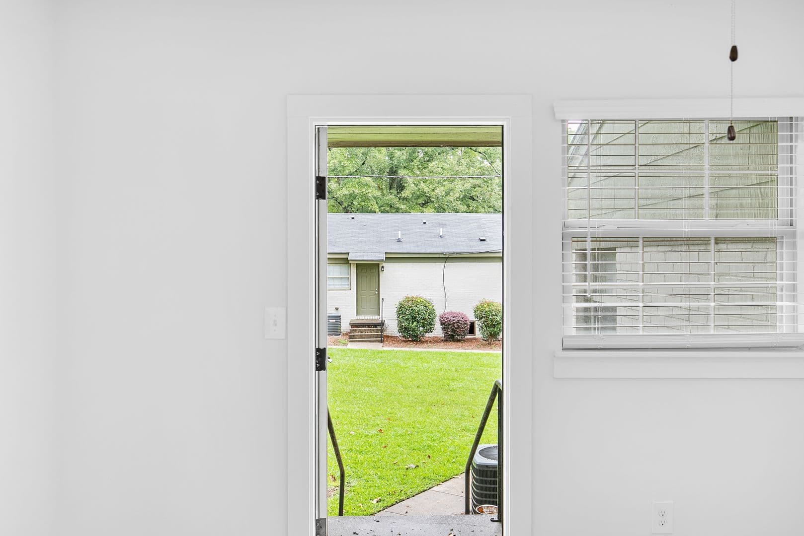 Birmingham Apartment: 731 16th Ave S
