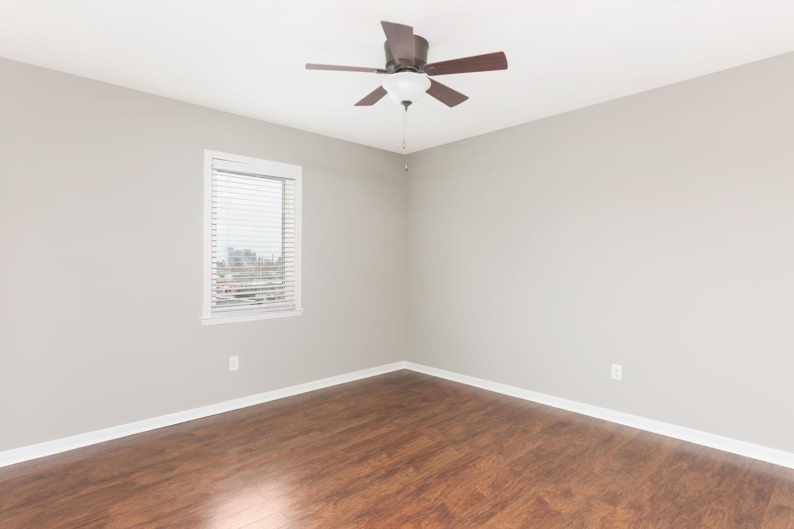 Birmingham Apartment: 3732 4th Ave S