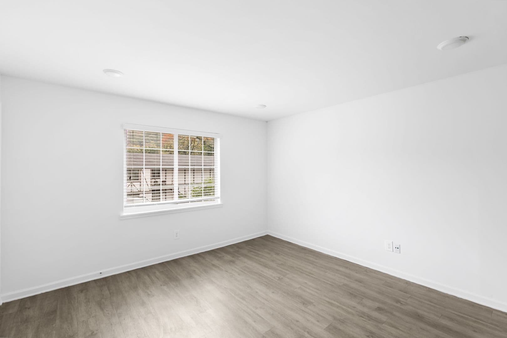 Birmingham Apartment: 1322 15th Ave S