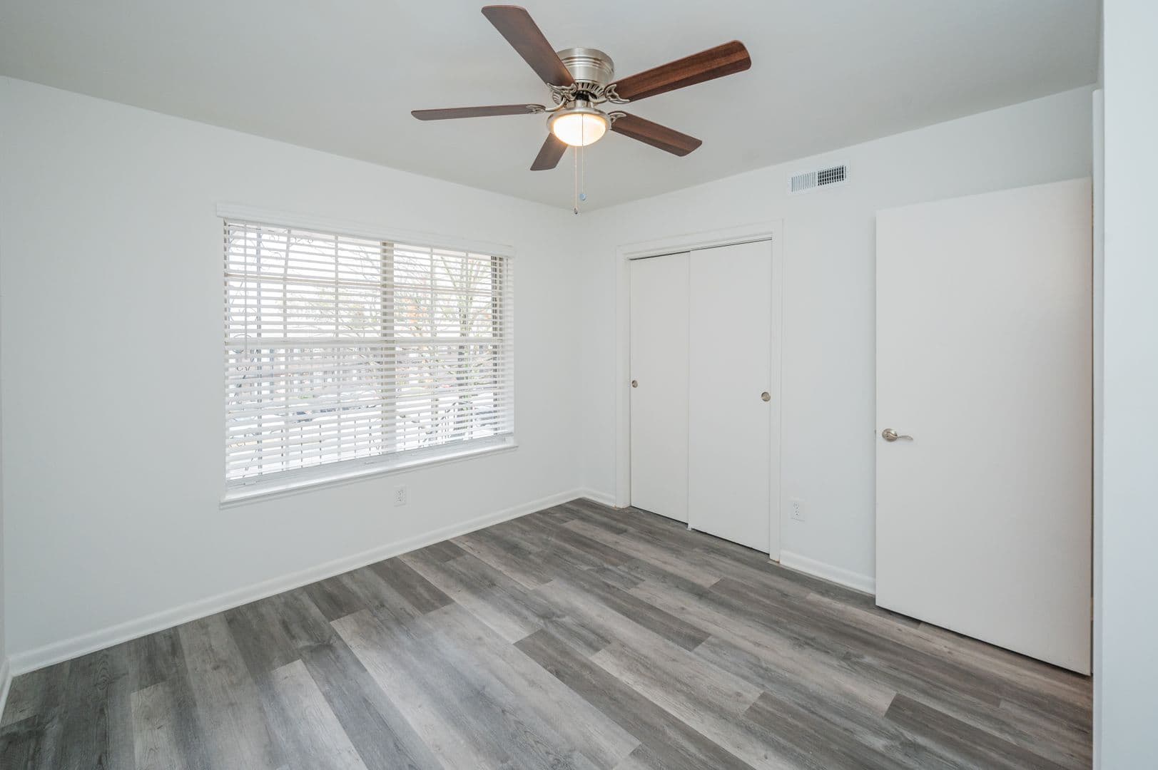 Birmingham Apartment: 3477 Cliff Terrace S