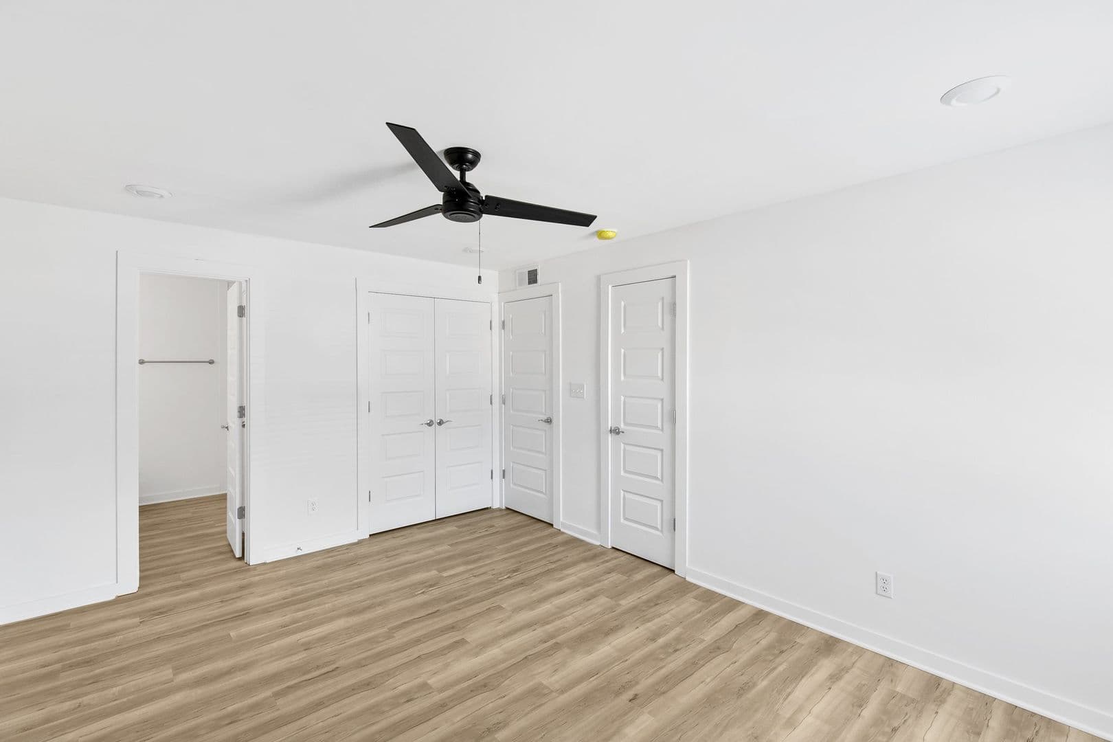 Birmingham Apartment: 3801 Green Valley Drive