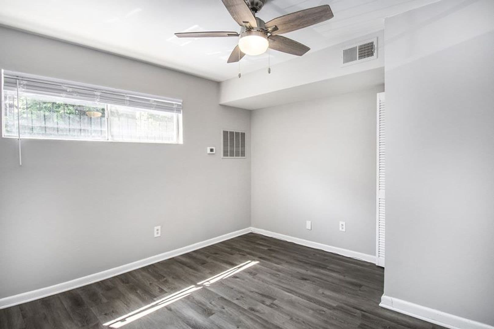 Birmingham Apartment: 3401 Cliff Road