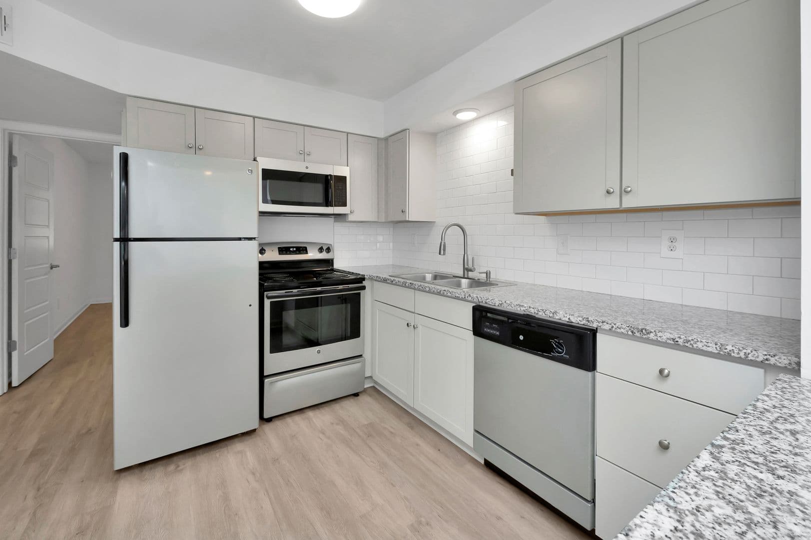 Birmingham Apartment: 1413 11th Pl S