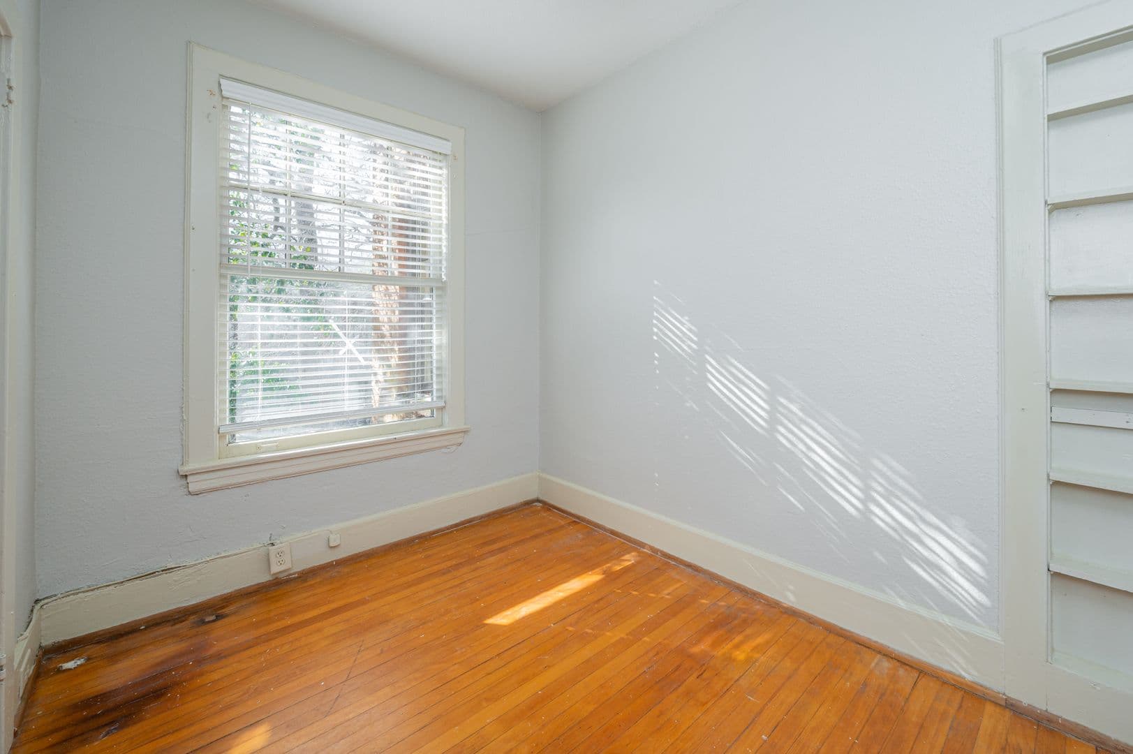 Birmingham Apartment: 1223 29th St S