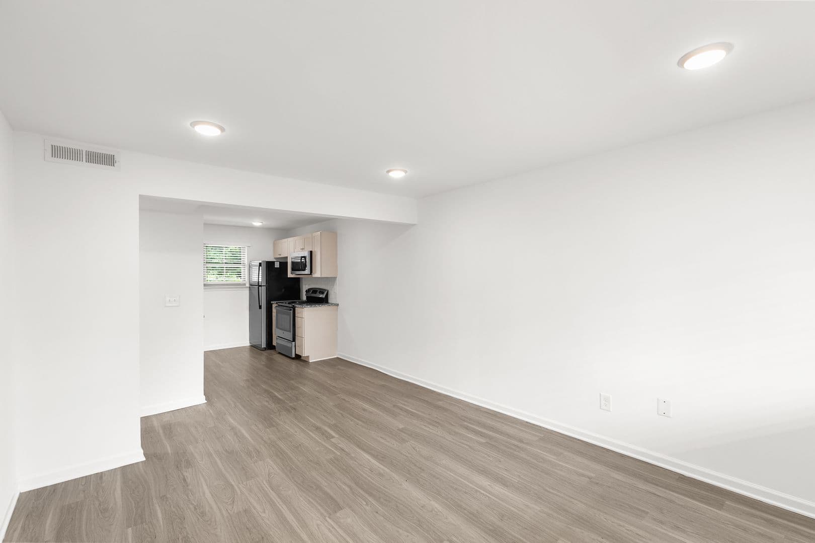 Birmingham Apartment: 4237-4241 5th Ave S