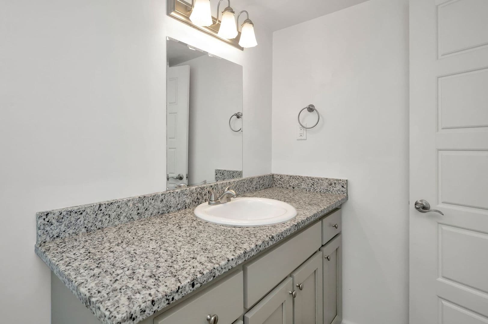 Birmingham Apartment: 1501 15th Ave S