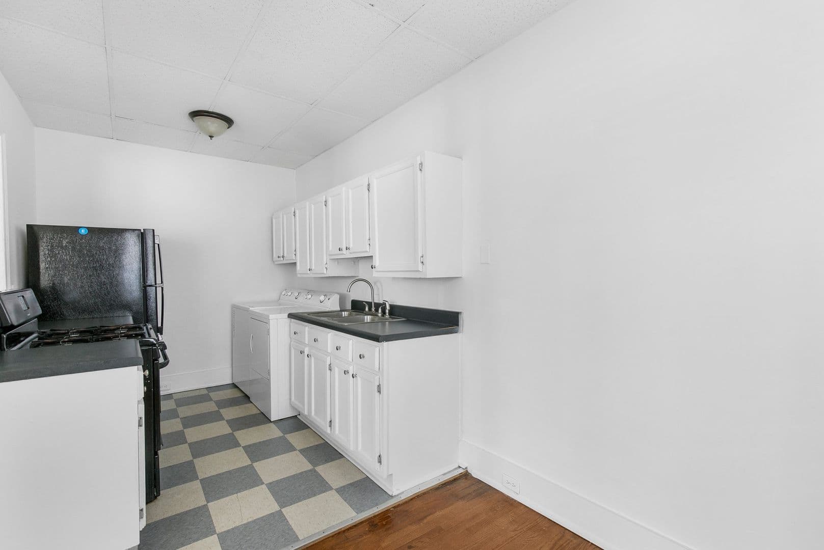 Birmingham Apartment: 1000-1010 18th Street S