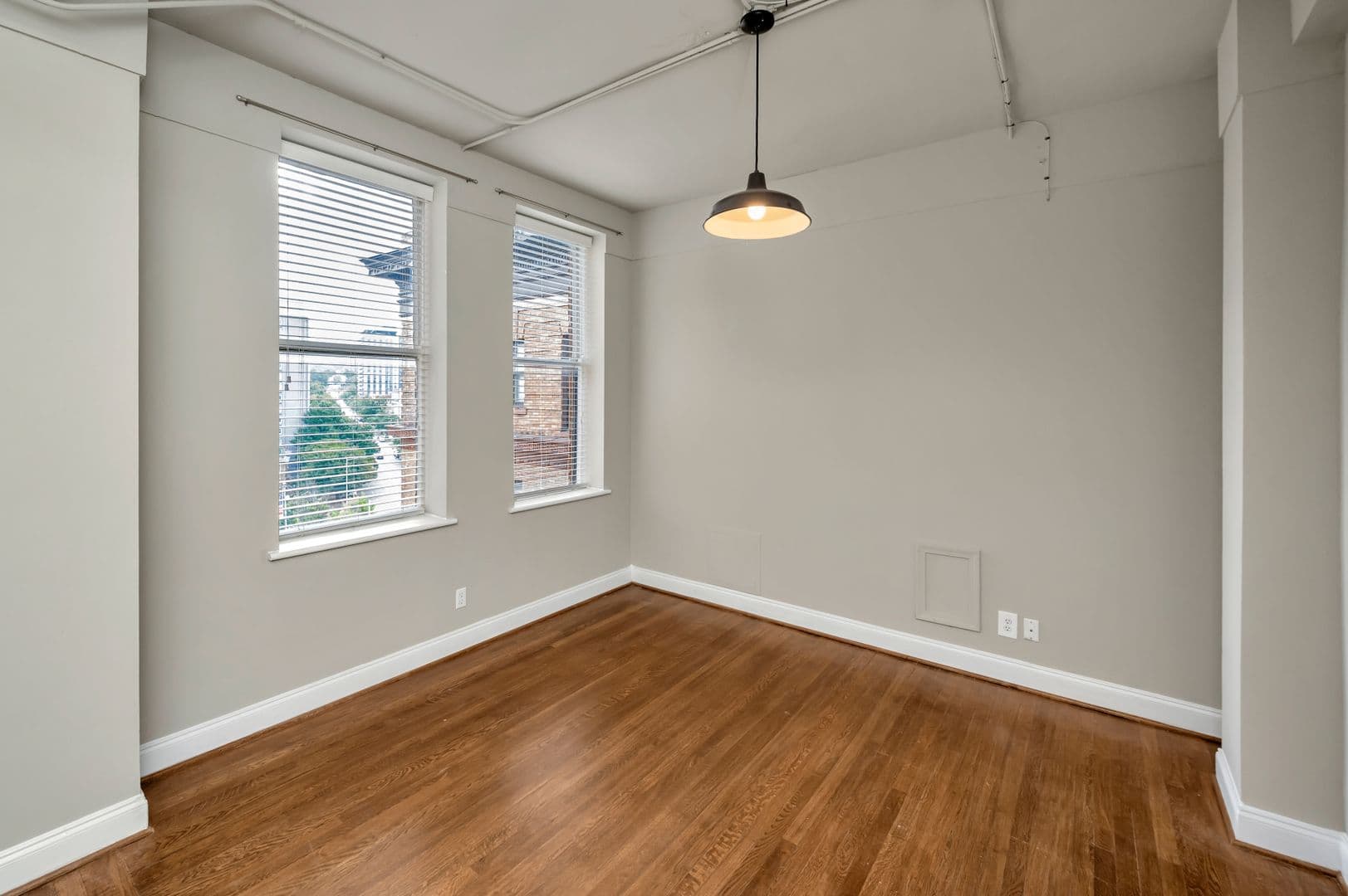 Birmingham Apartment: 1124 20th Street South