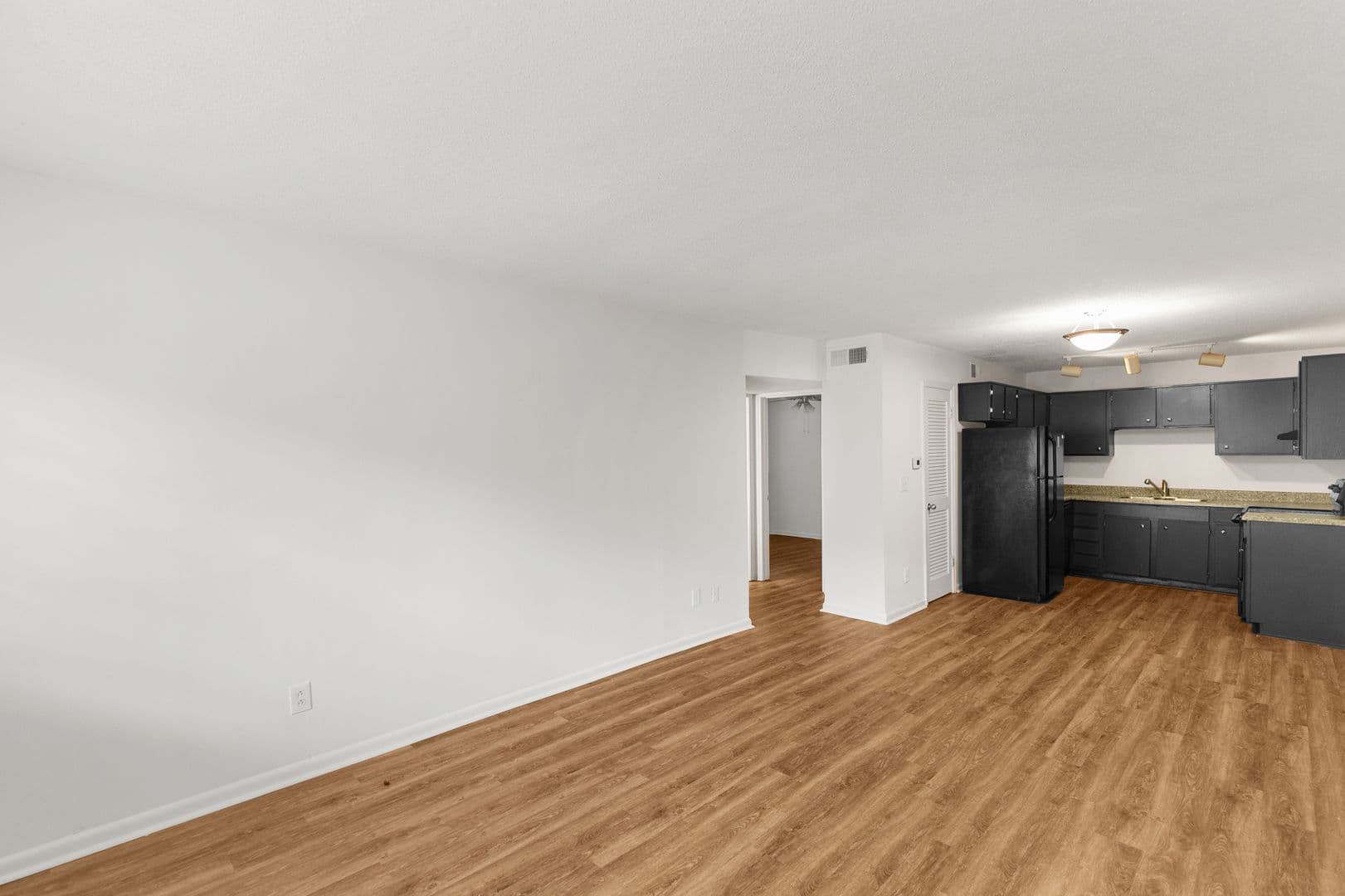 Birmingham Apartment: 1608-1620 14th Ave S
