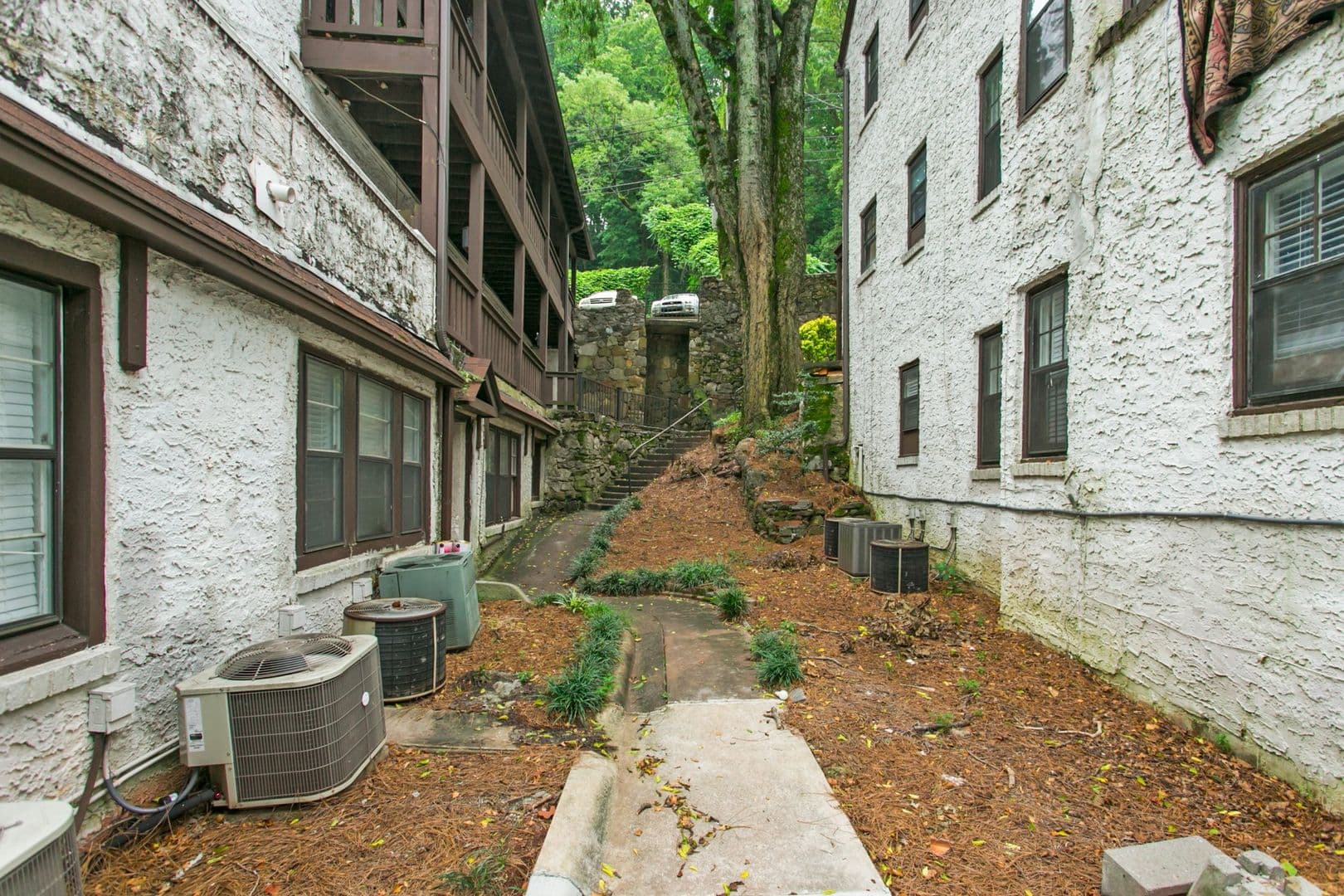 Birmingham Apartment: 1855 16th Ave S