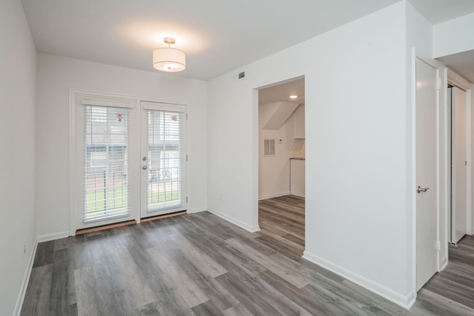 Birmingham Apartment: 3477 Cliff Terrace S