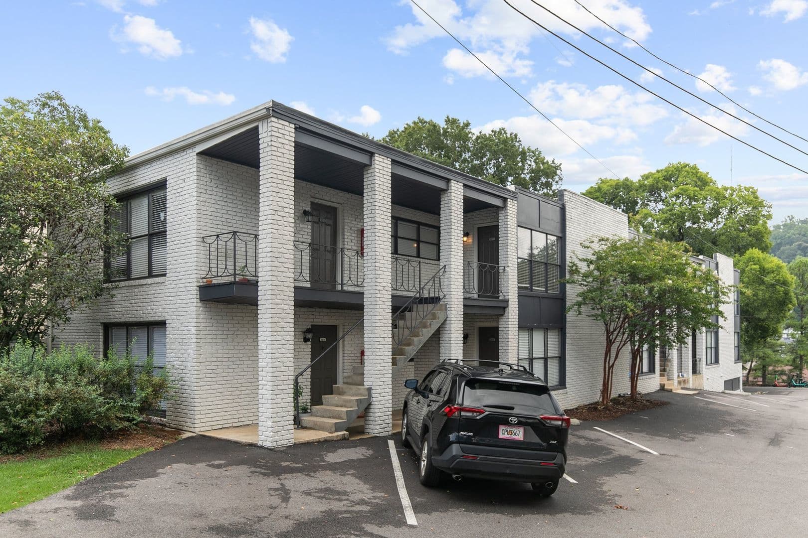 Birmingham Apartment: 1613 13th Ave S