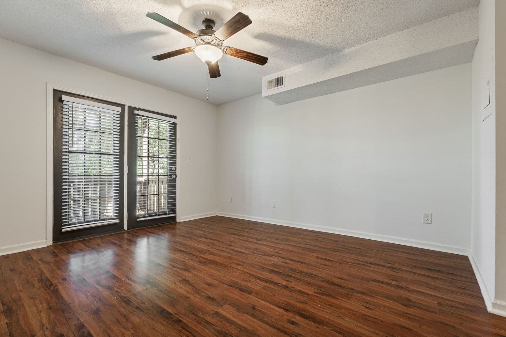 Birmingham Apartment: 1200 18th Ave S