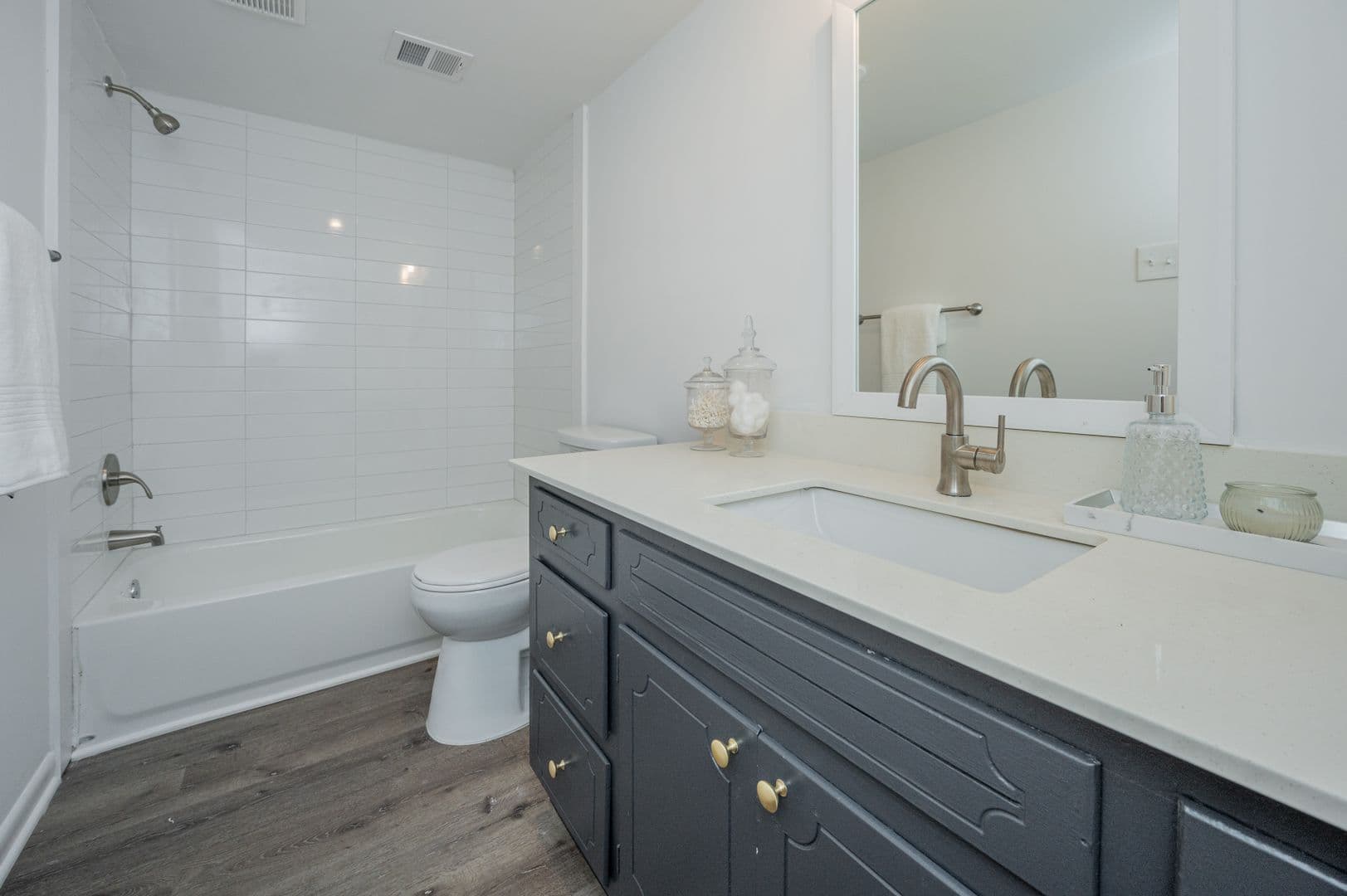 Birmingham Apartment: 3314 Cliff Road S