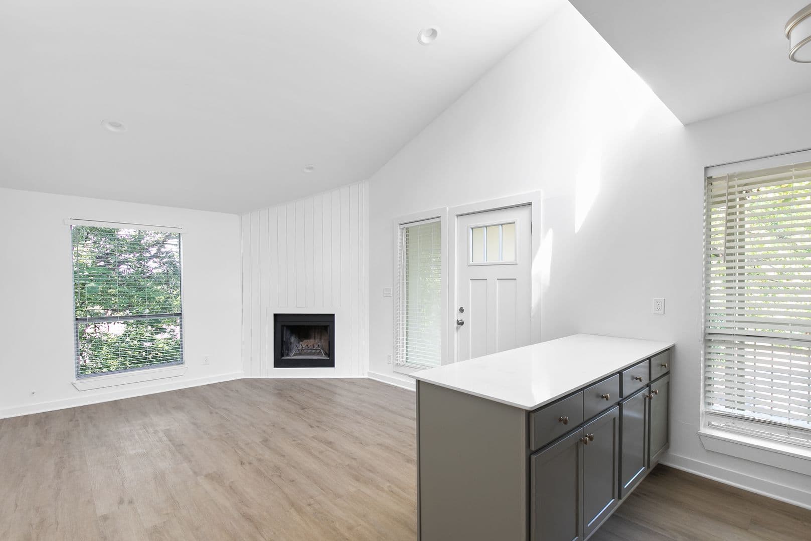 Birmingham Apartment: 1508 33rd Street S