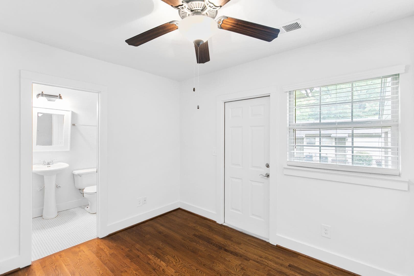 Birmingham Apartment: 731 16th Ave S