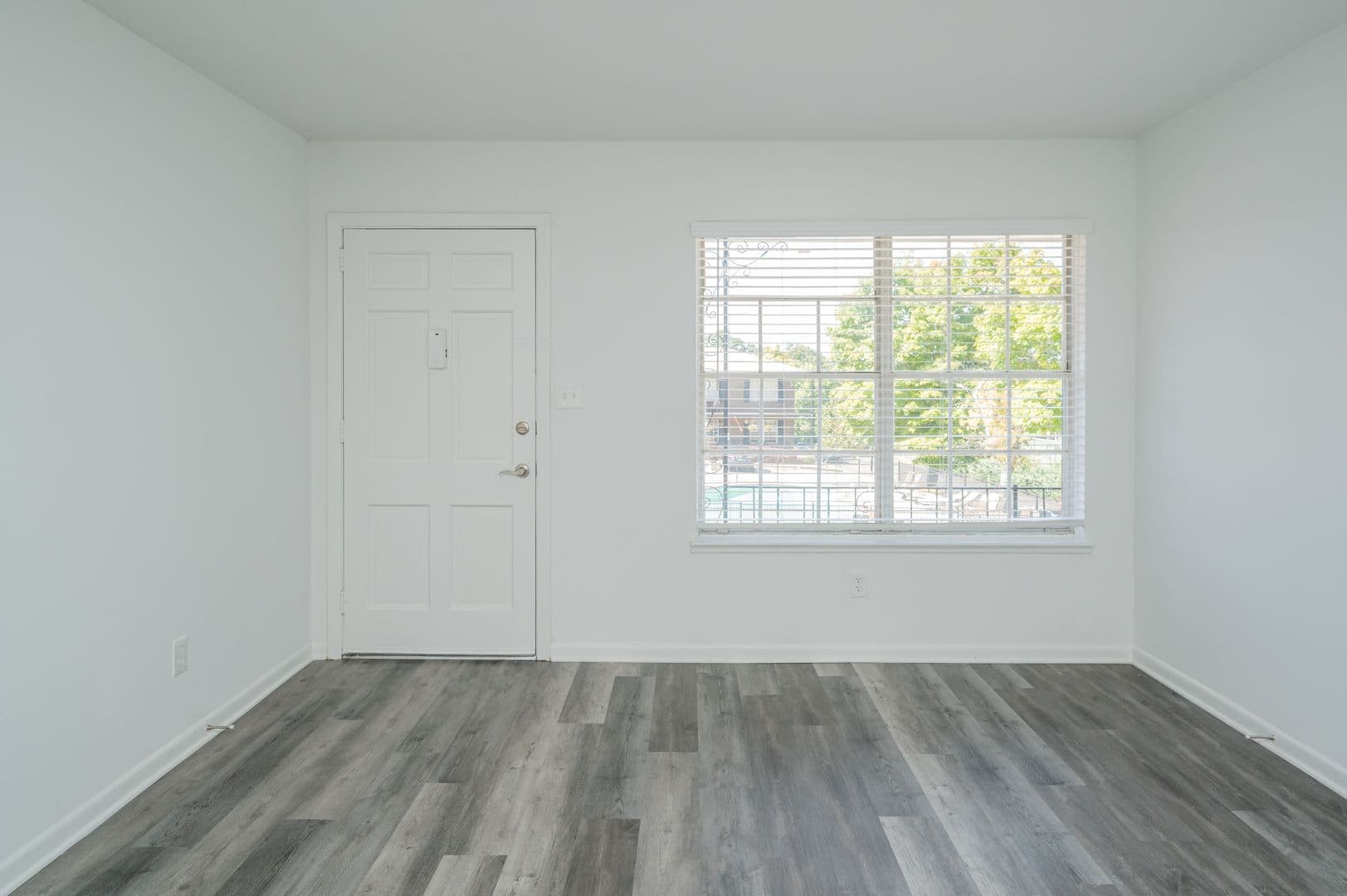 Birmingham Apartment: 3477 Cliff Terrace S
