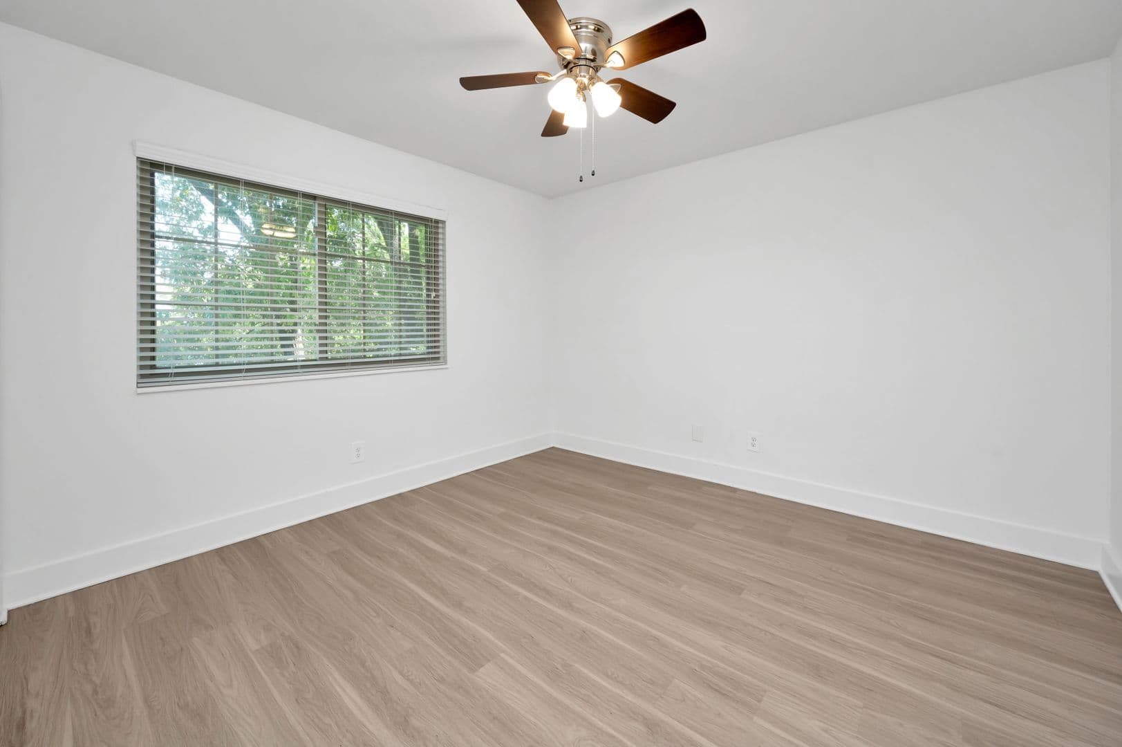 Birmingham Apartment: 1501 16th Ave S