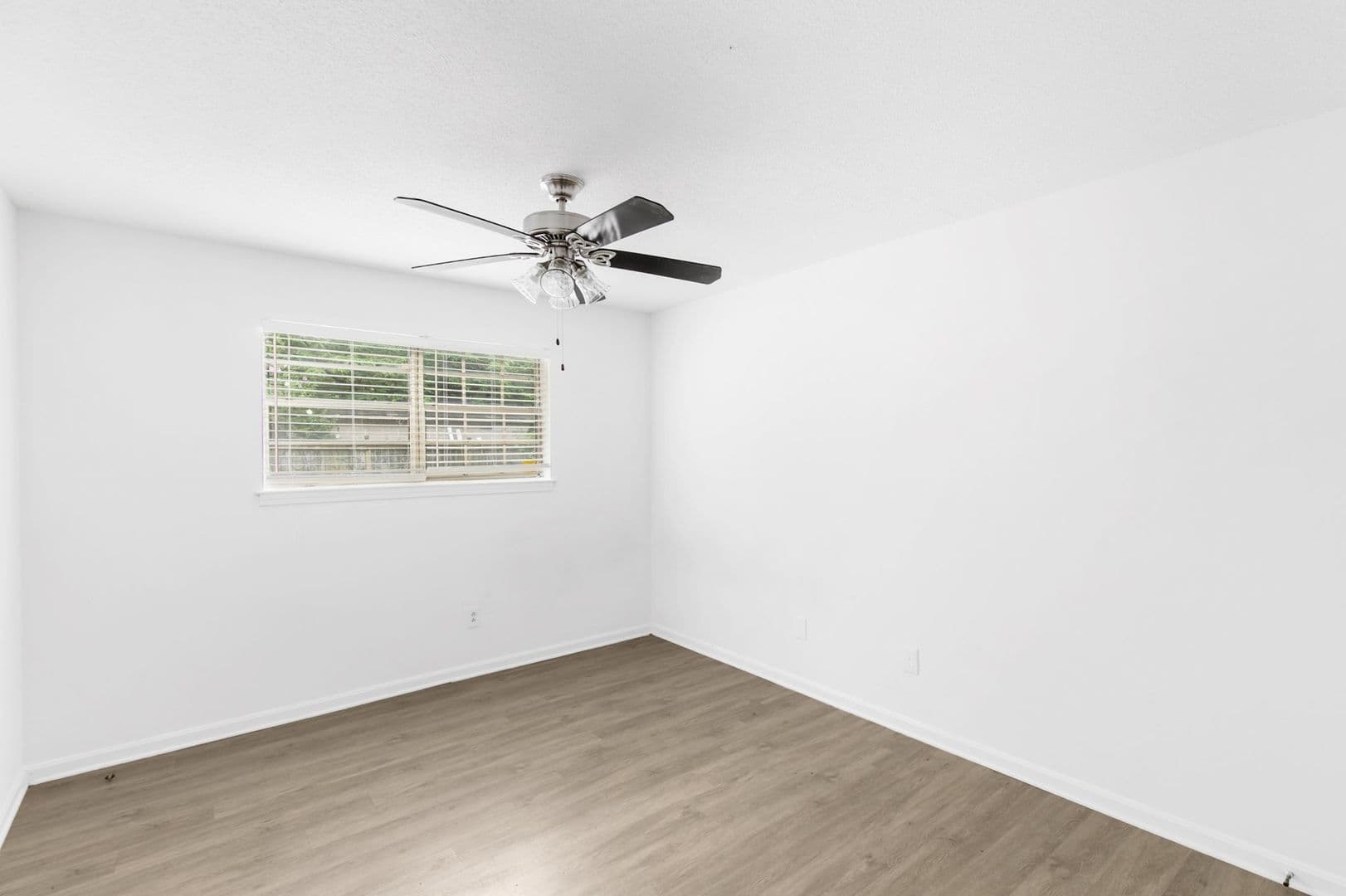 Birmingham Apartment: 1629 14th Ave S