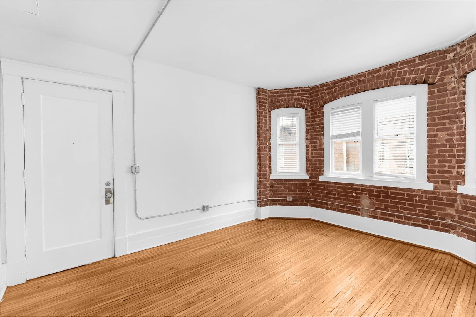 Birmingham Apartment: 2030 Highland Ave S