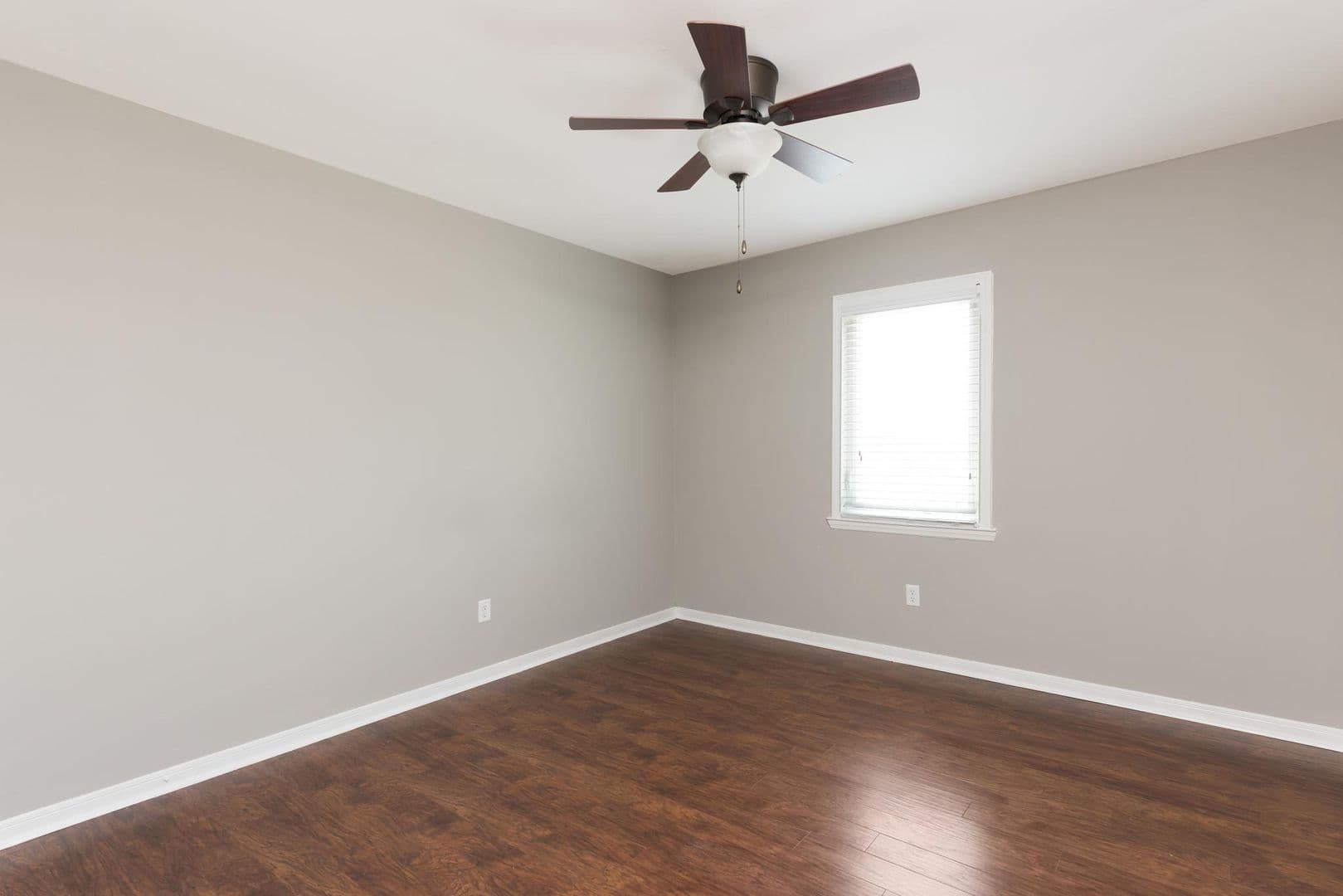Birmingham Apartment: 3732 4th Ave S