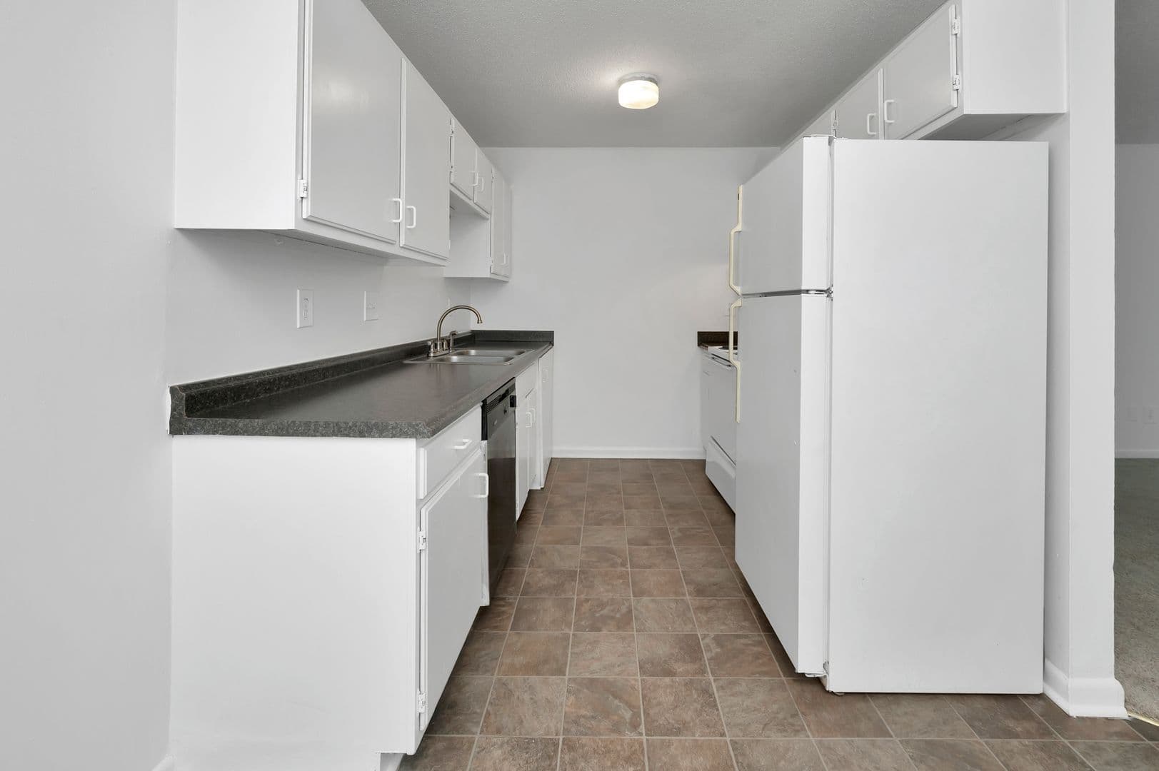 Birmingham Apartment: 1640-1644 12th Street S