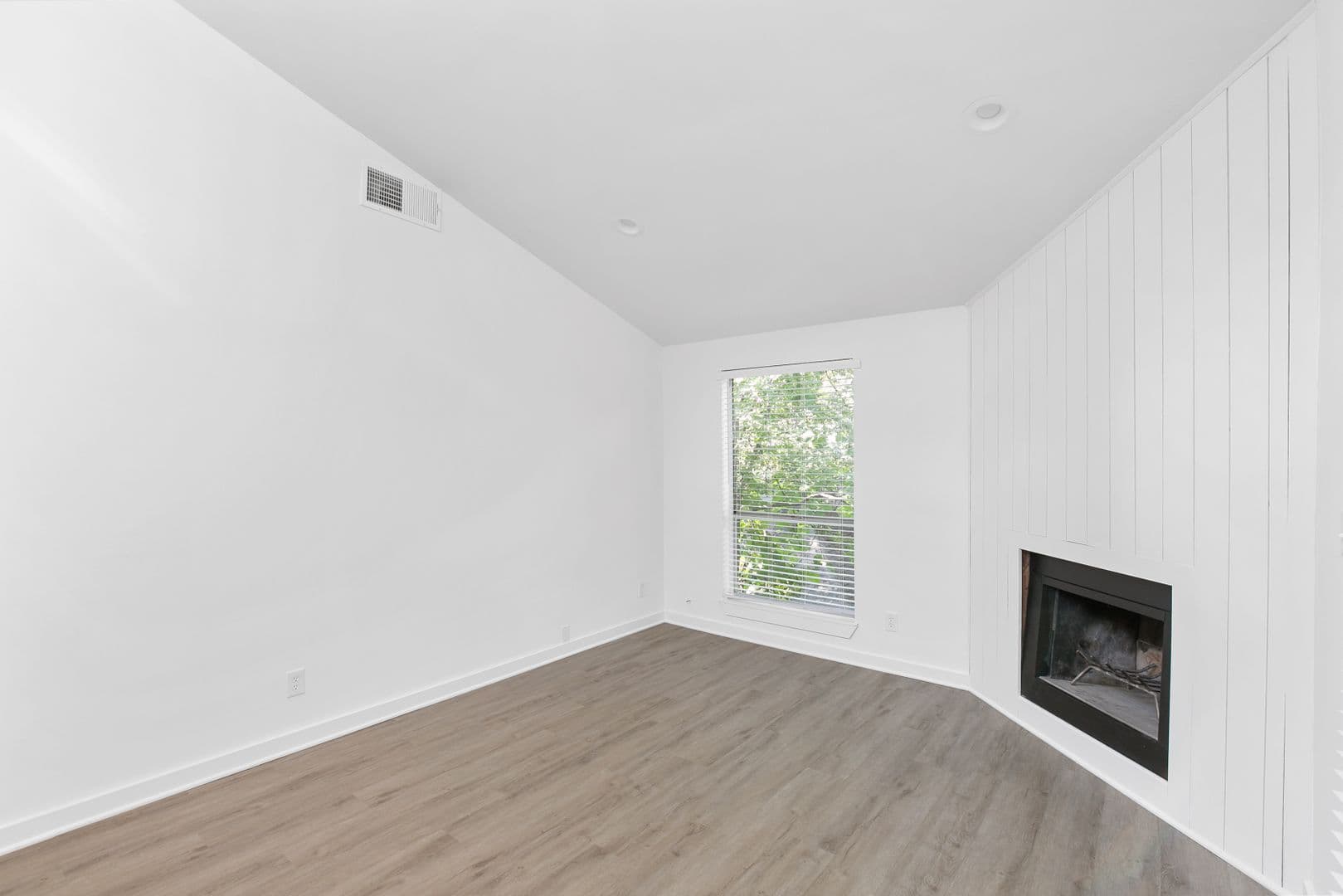 Birmingham Apartment: 1508 33rd Street S