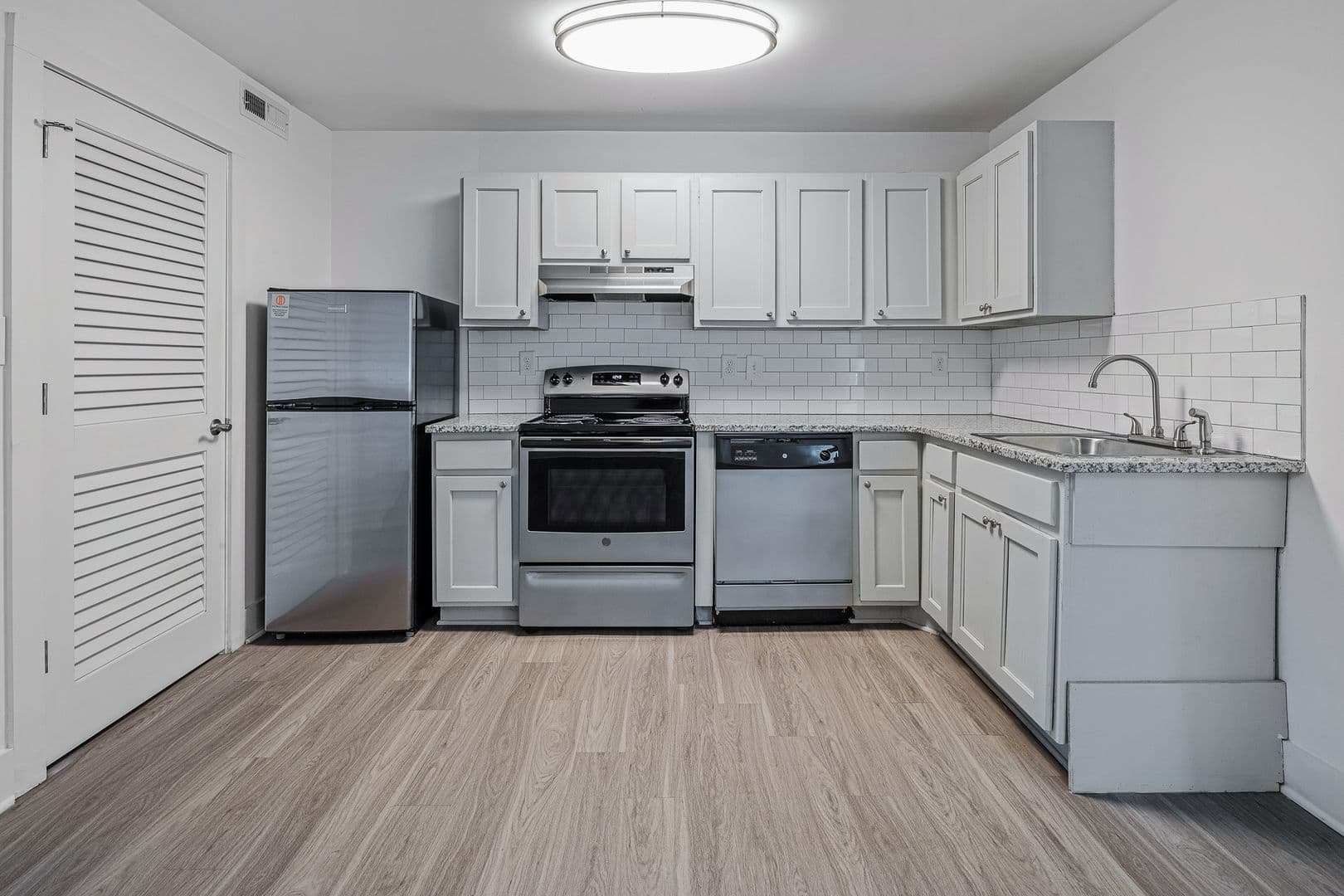 Birmingham Apartment: 4226 5th Ave S