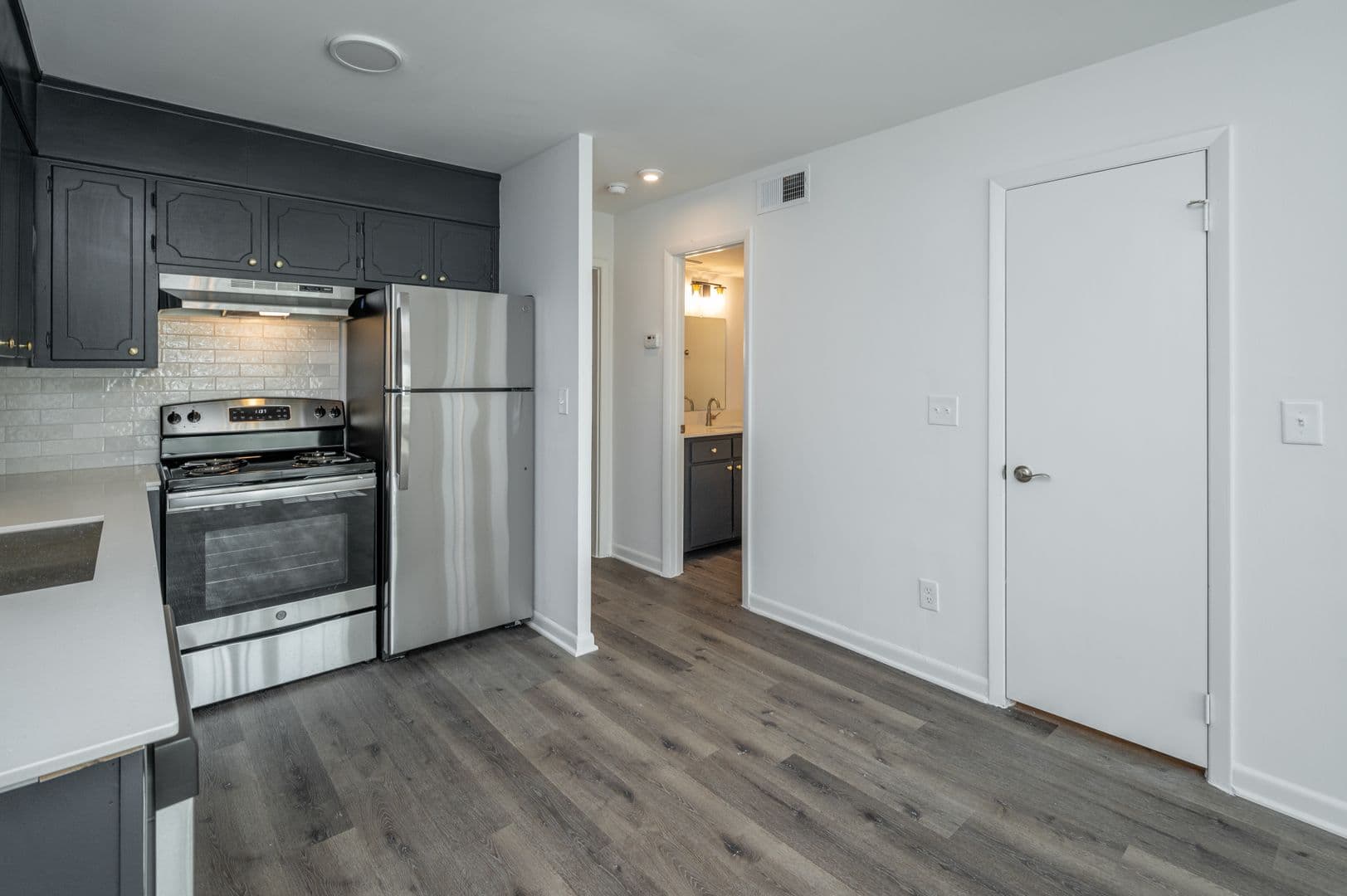 Birmingham Apartment: 3314 Cliff Road S