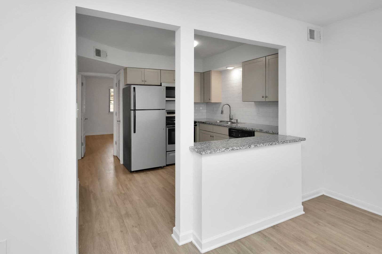 Birmingham Apartment: 1413 11th Pl S