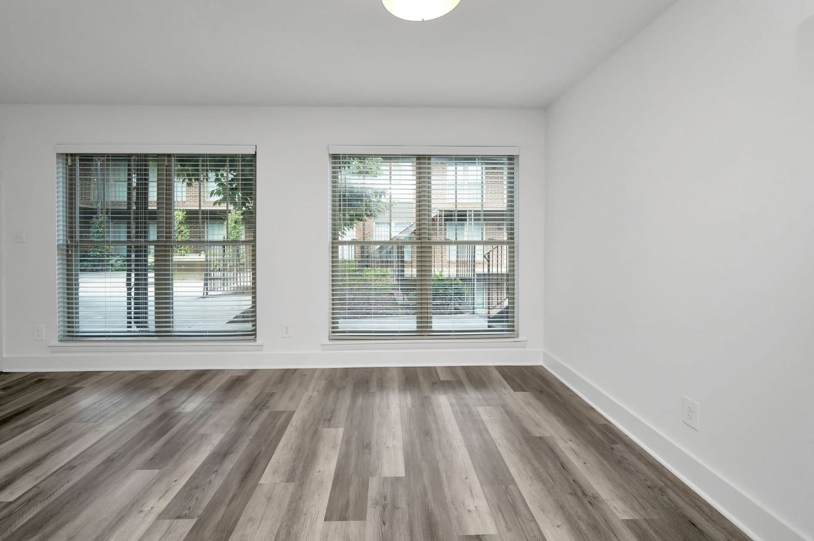 Birmingham Apartment: 1501 15th Ave S