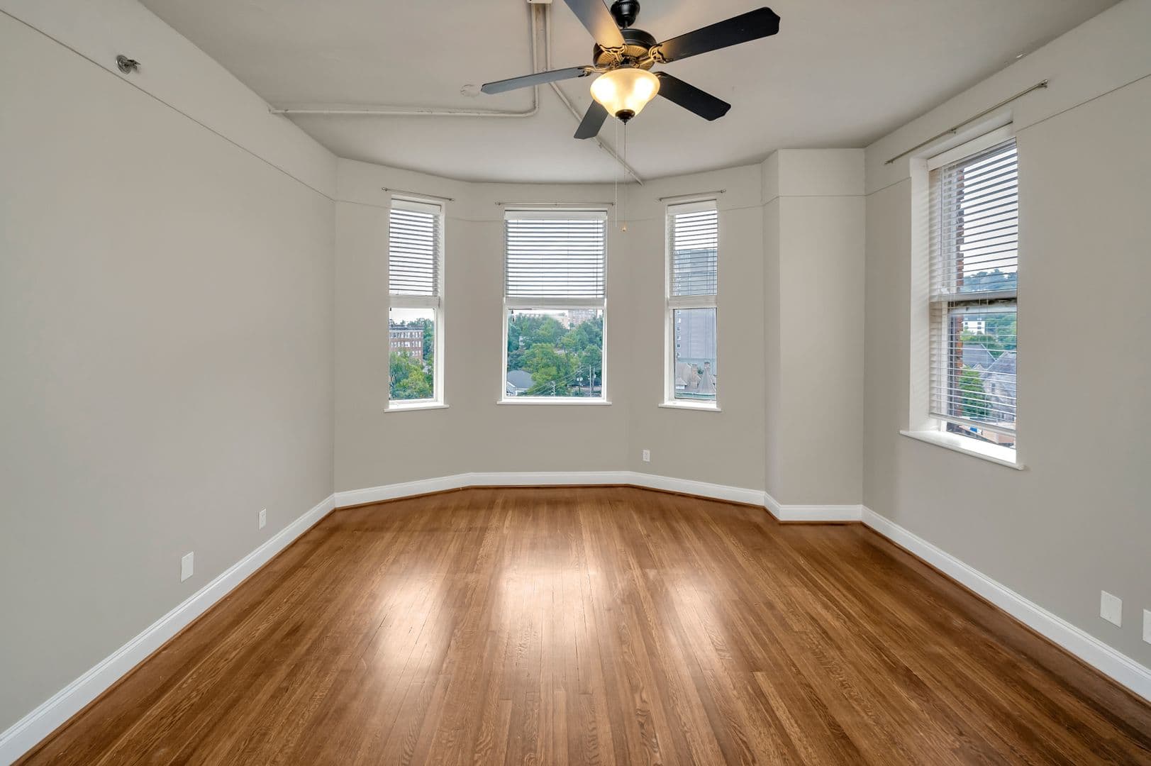 Birmingham Apartment: 1124 20th Street South