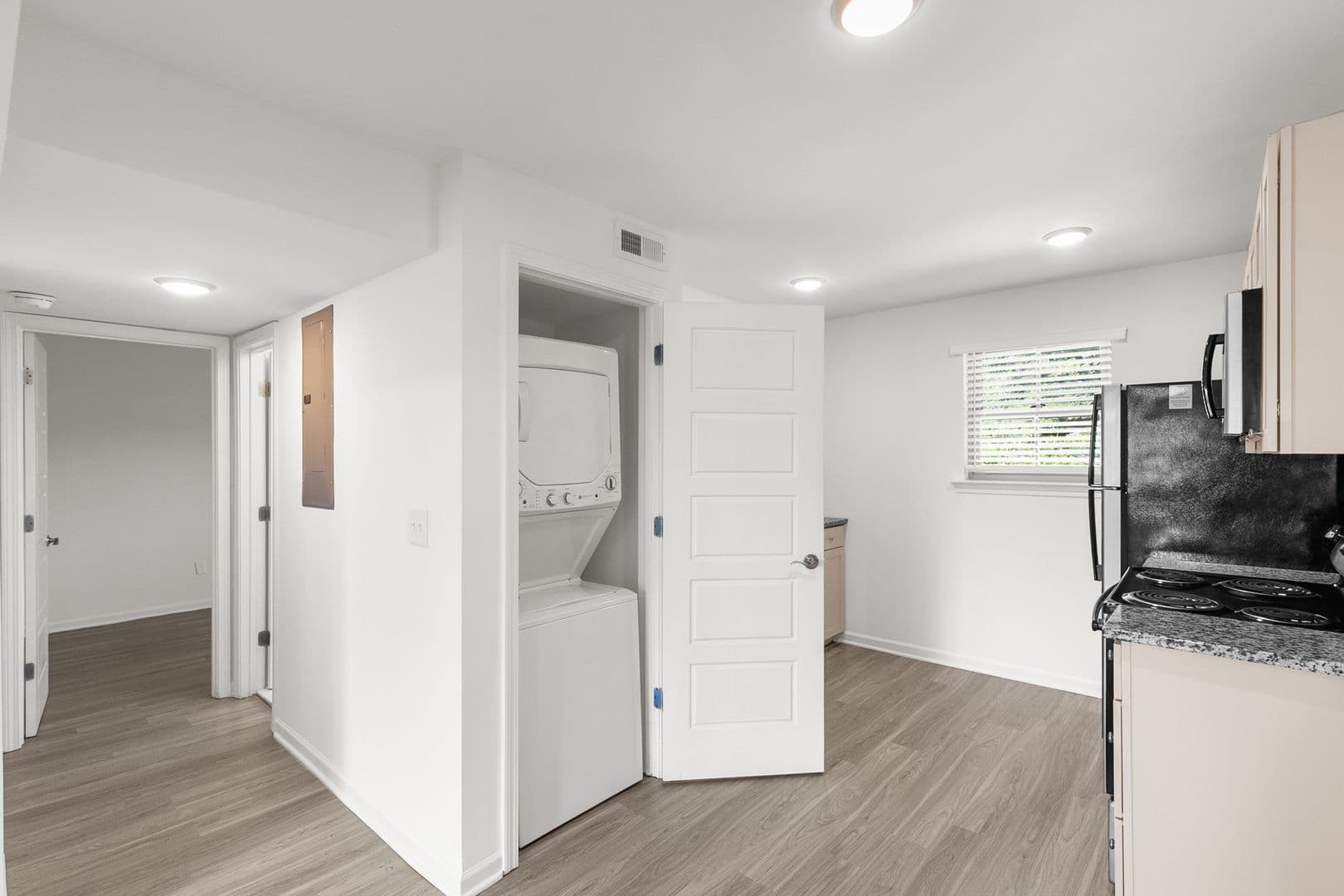 Birmingham Apartment: 4237-4241 5th Ave S