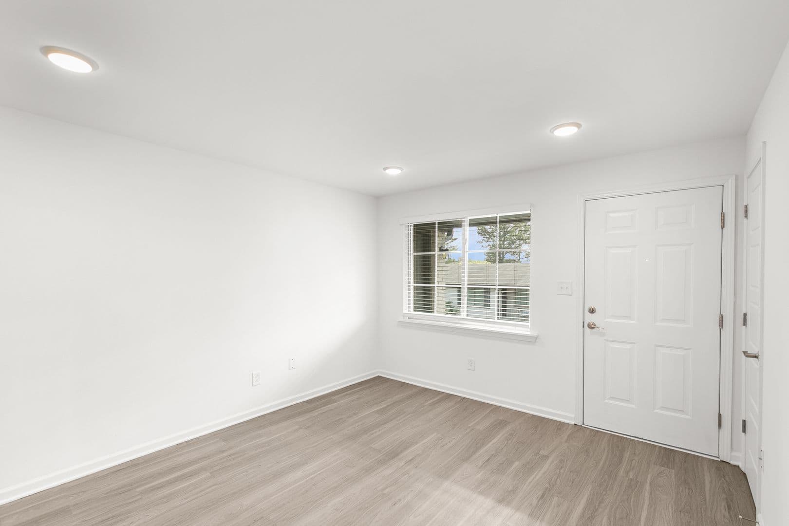 Birmingham Apartment: 4237-4241 5th Ave S