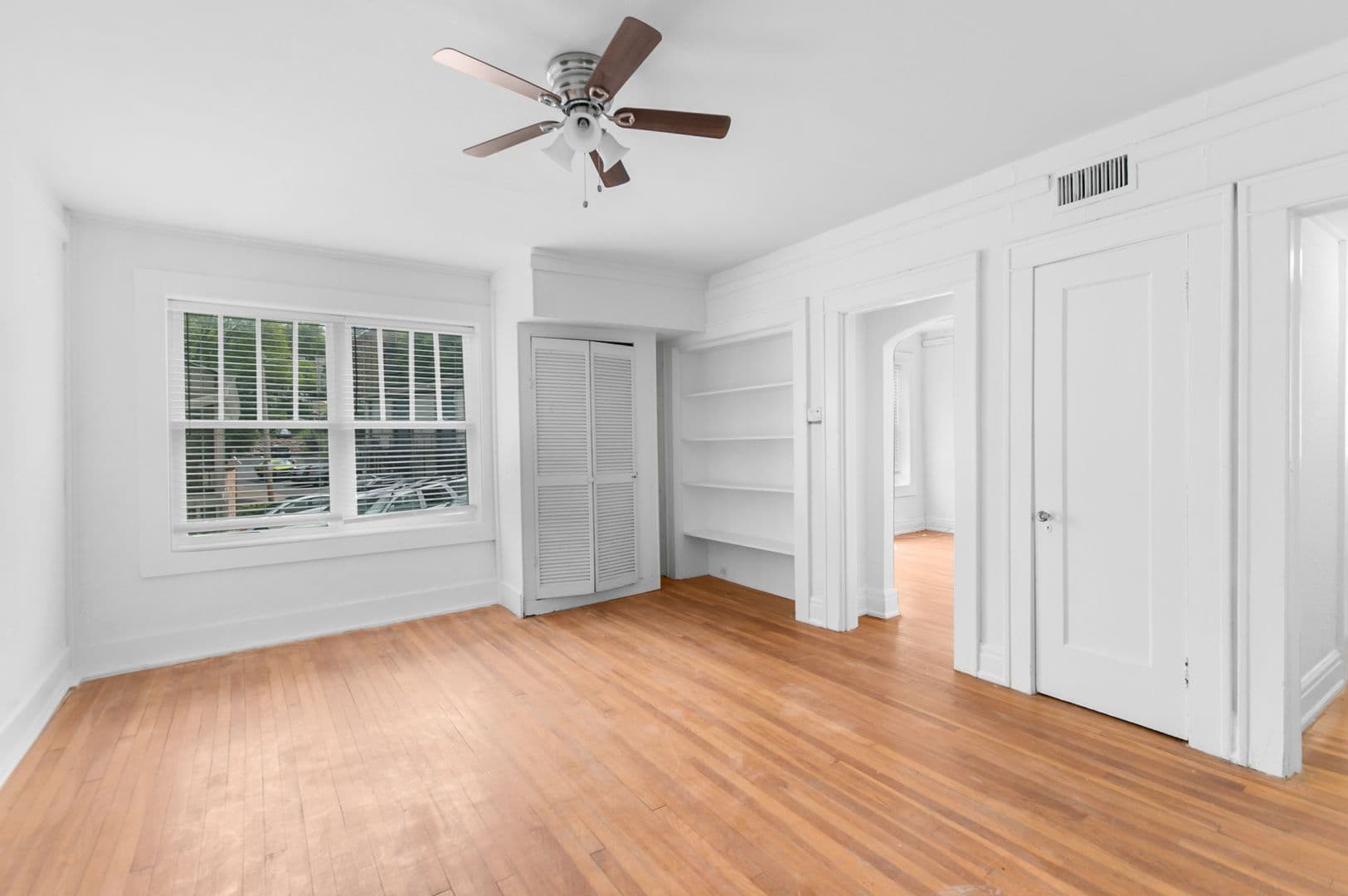Birmingham Apartment: 3003 13th Ave S