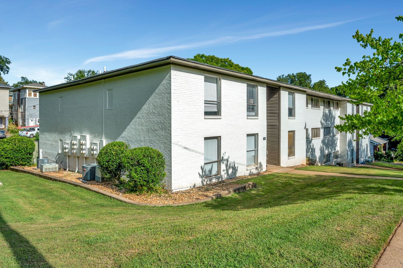 Birmingham Apartment: 1640-1644 12th Street S
