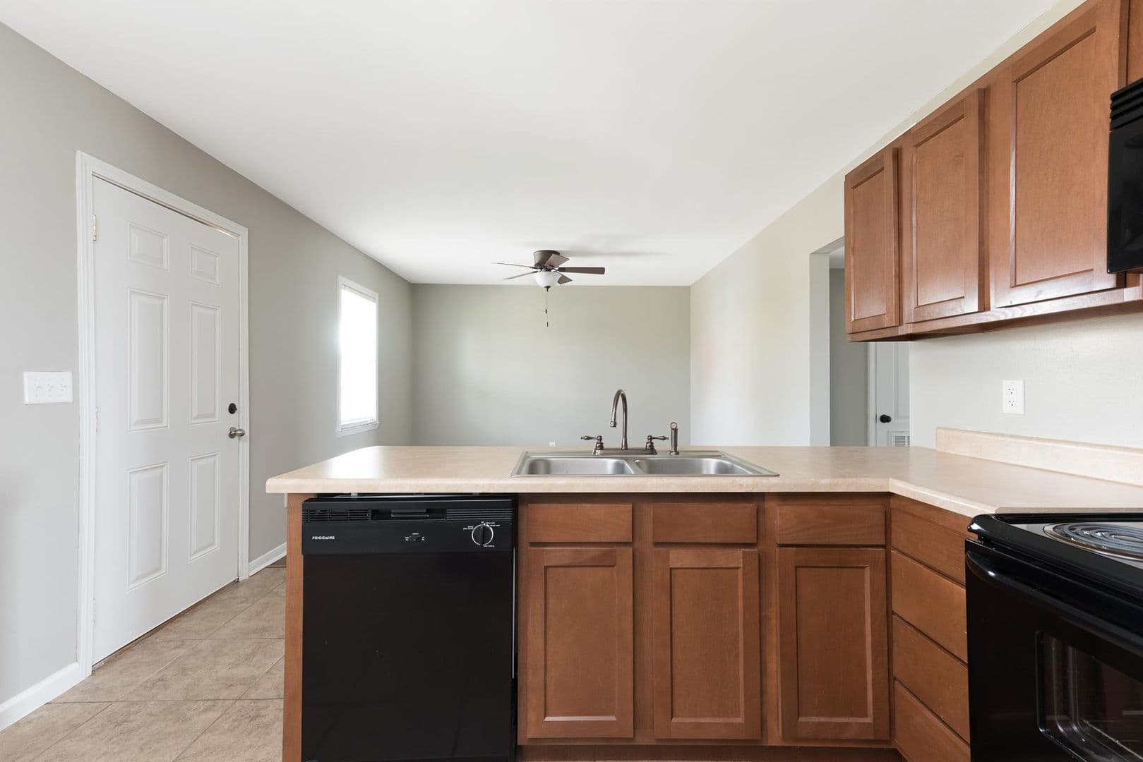 Birmingham Apartment: 3732 4th Ave S