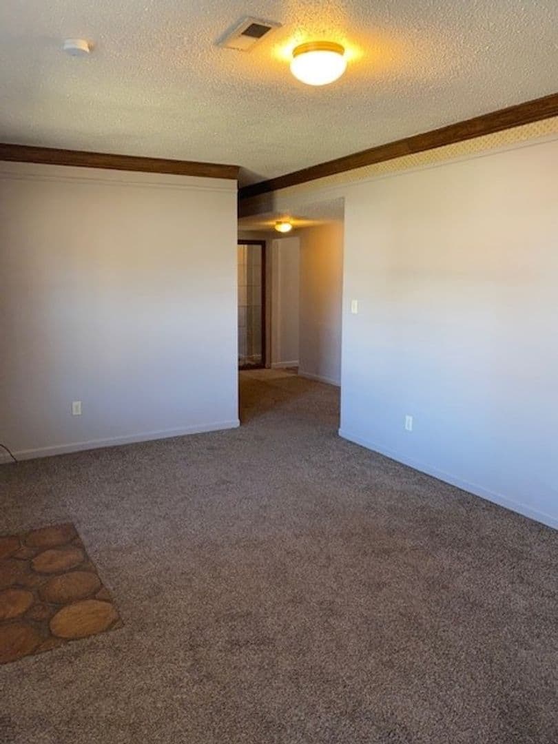 Granite City Apartment: 2 Georgetown