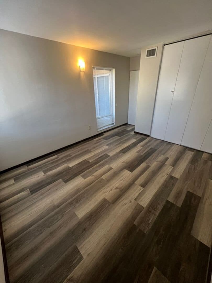 Collinsville Apartment: 123 St. Louis Road