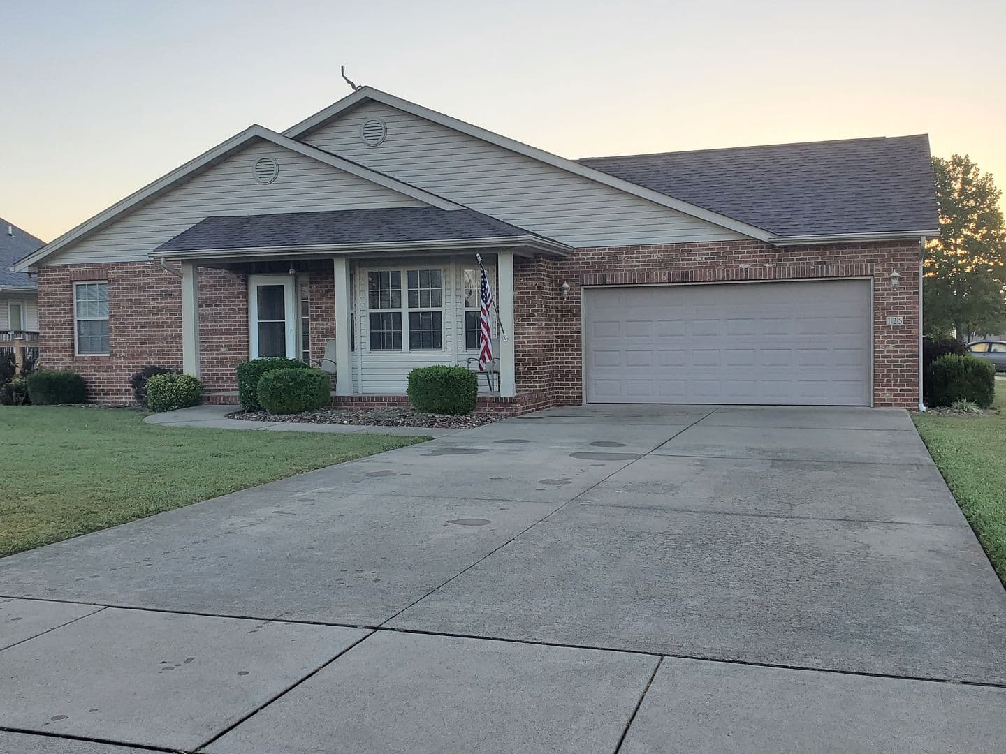 Highland House: 125 Chase Way