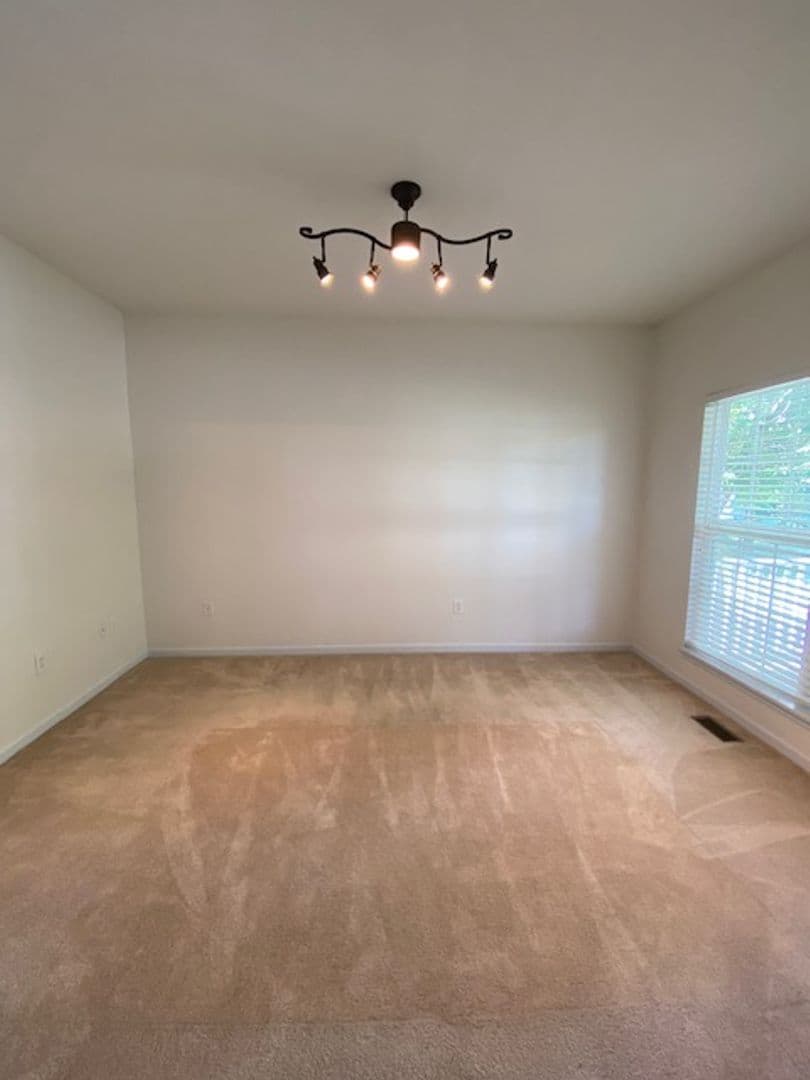 Belleville House: 2209 Tigers Way