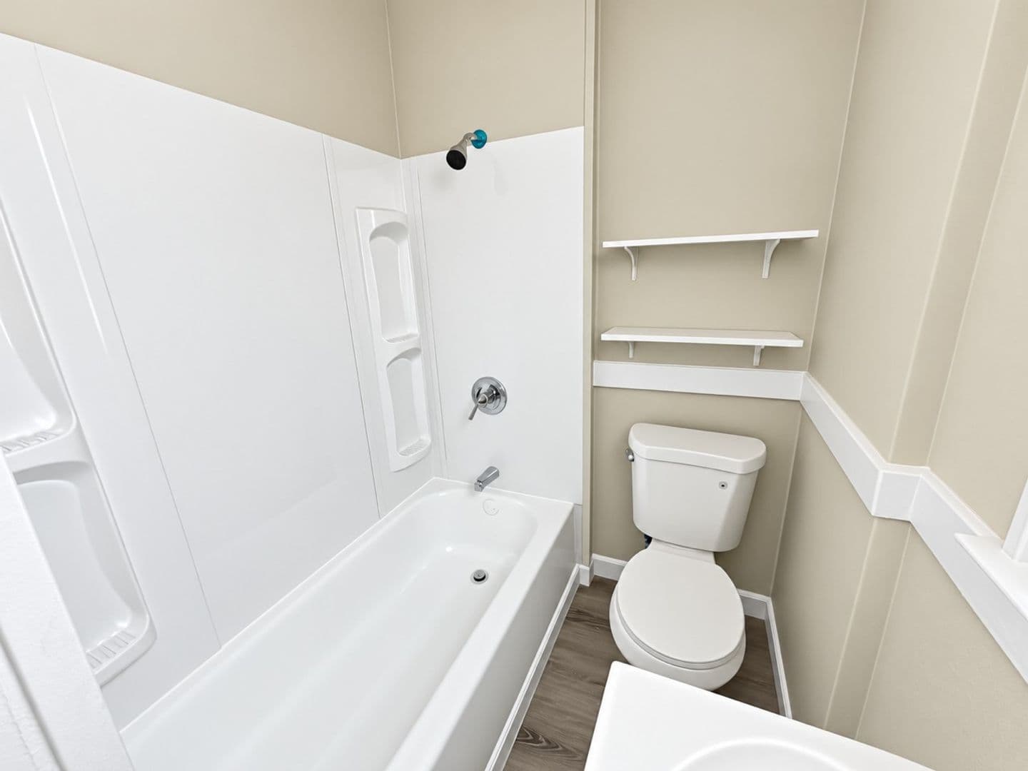 Granite City Apartment: 2304 Grand Ave