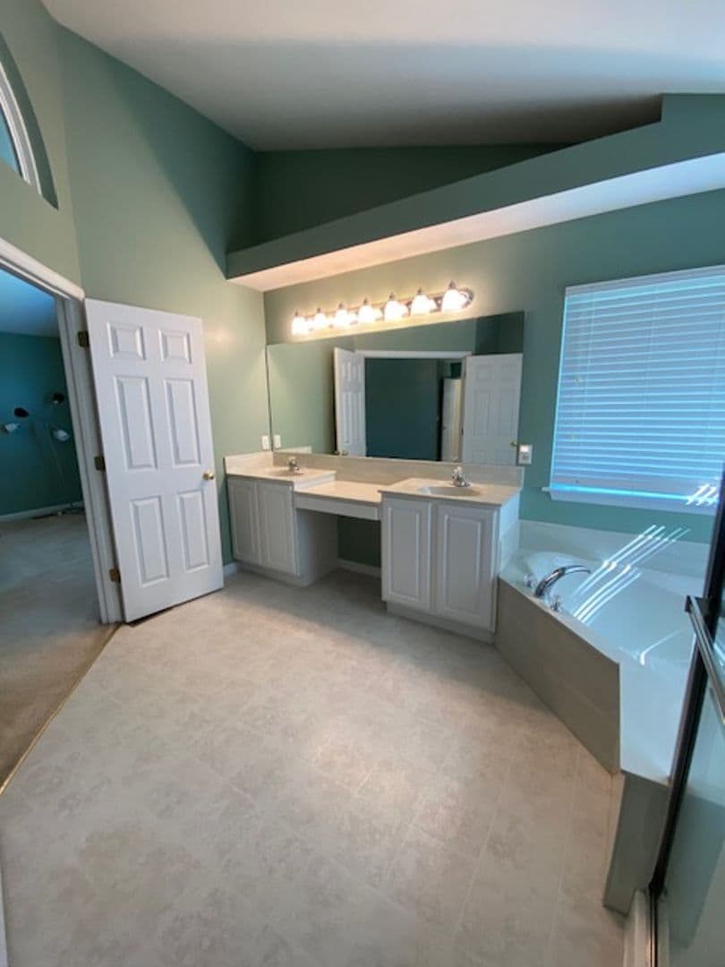 Belleville House: 2209 Tigers Way