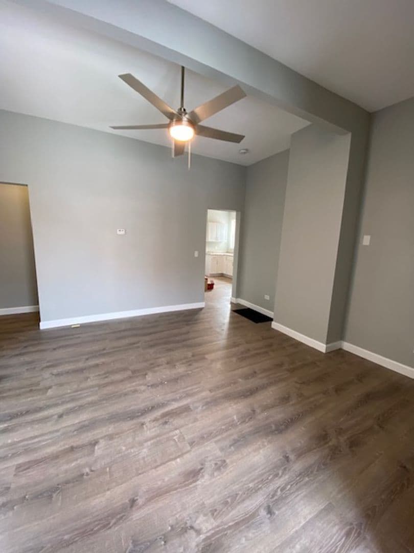 Collinsville House: 408 W. Clay Street