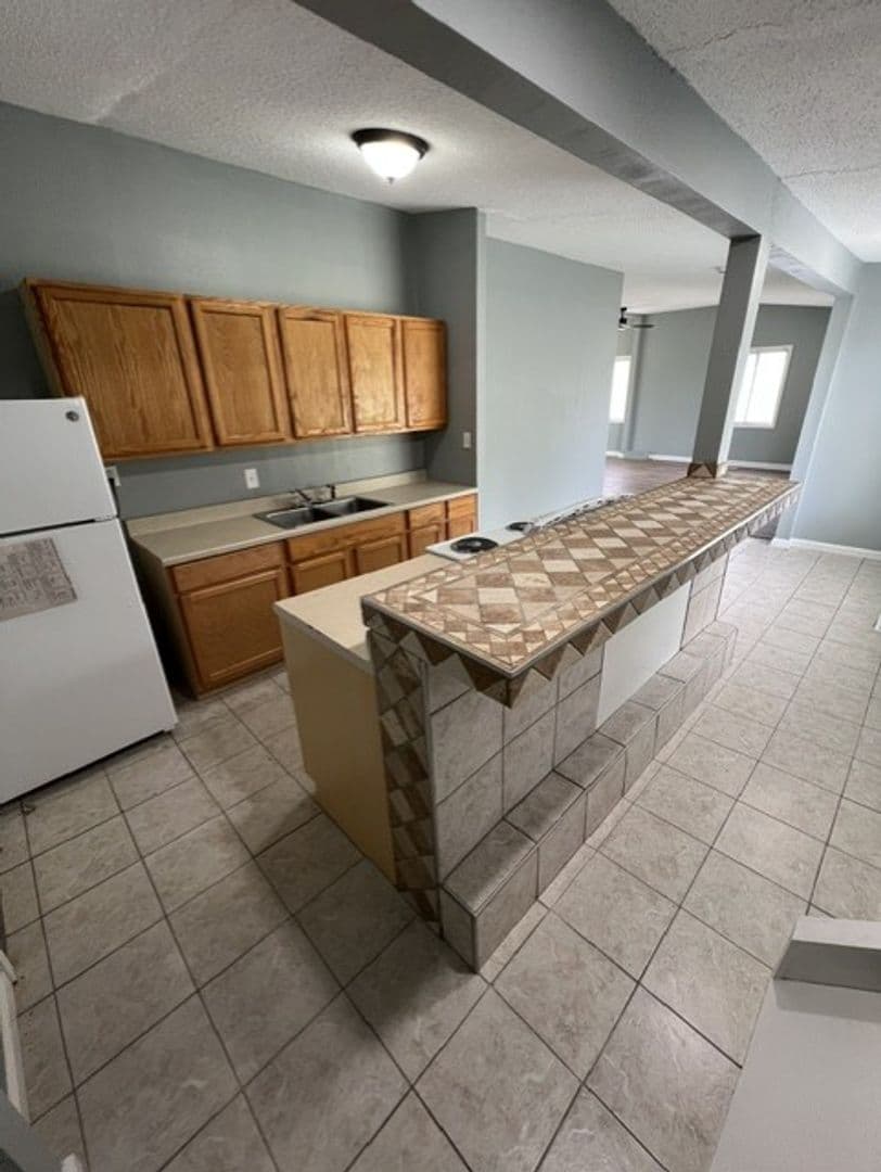 Granite City House: 2204 Wilson Ave.