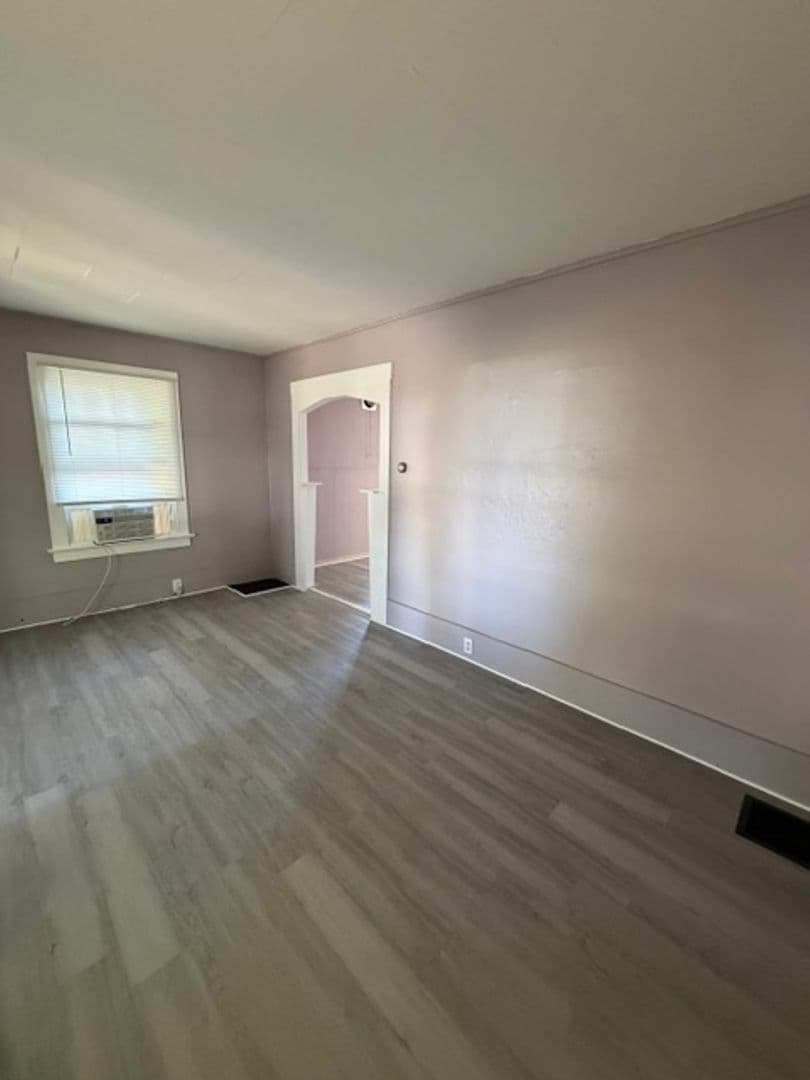 Granite City House: 2426 Adams St.