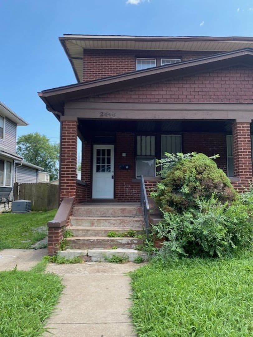 Granite City Townhome: 2446 State Street A