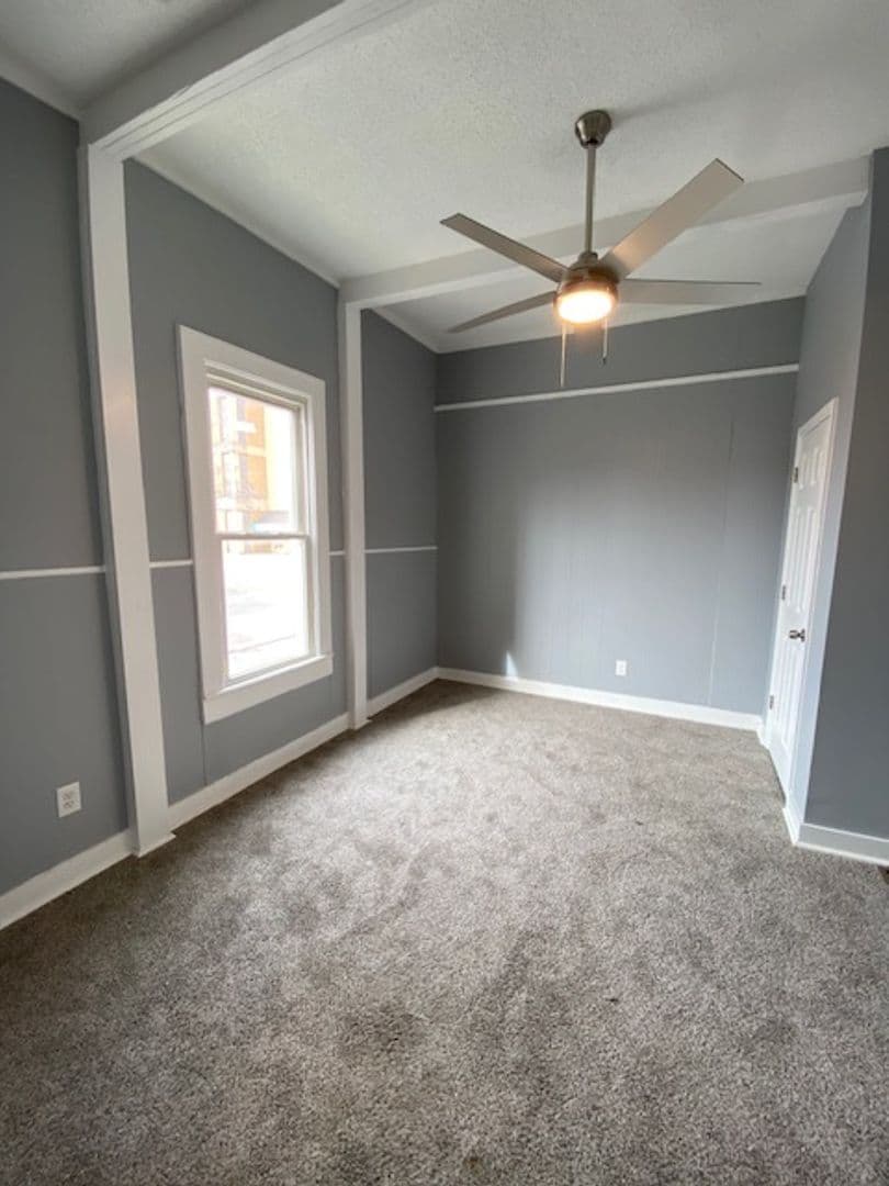 Collinsville House: 408 W. Clay Street
