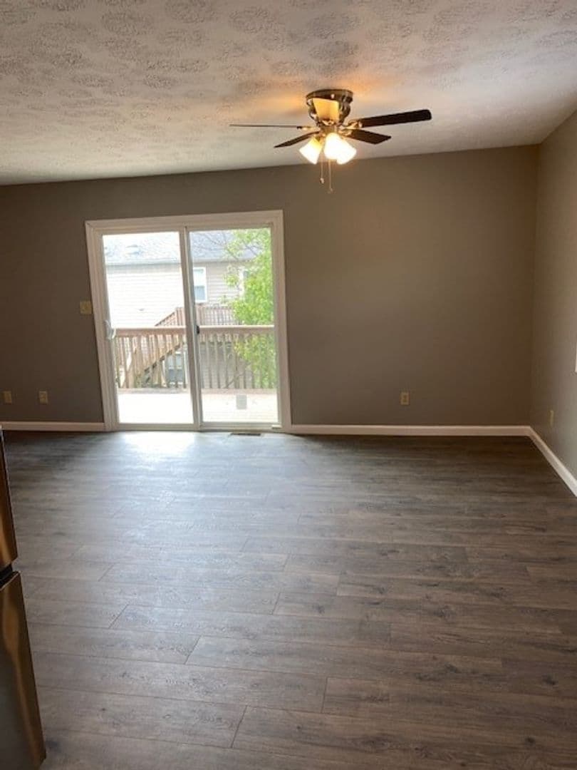 Troy House: 452 Meadow Drive Apt. B